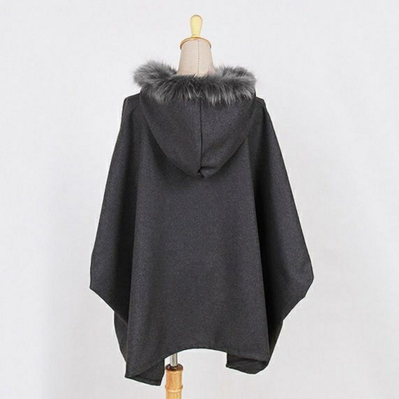 Faux fur poncho - Picture 3 of 7